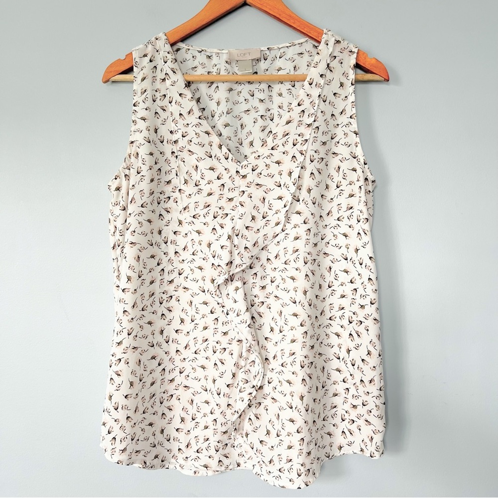 LOFT Outlet Cream Sleeveless Blouse Floral Print, Ruffle Front Size Small